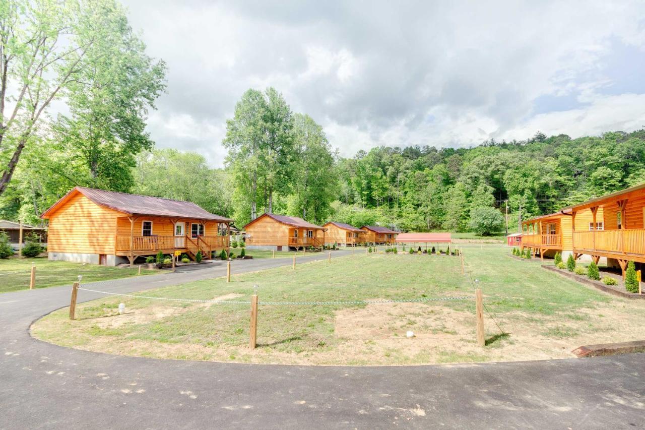 Cozy Cabin On Tuckasegee River - Near 布赖森城 外观 照片