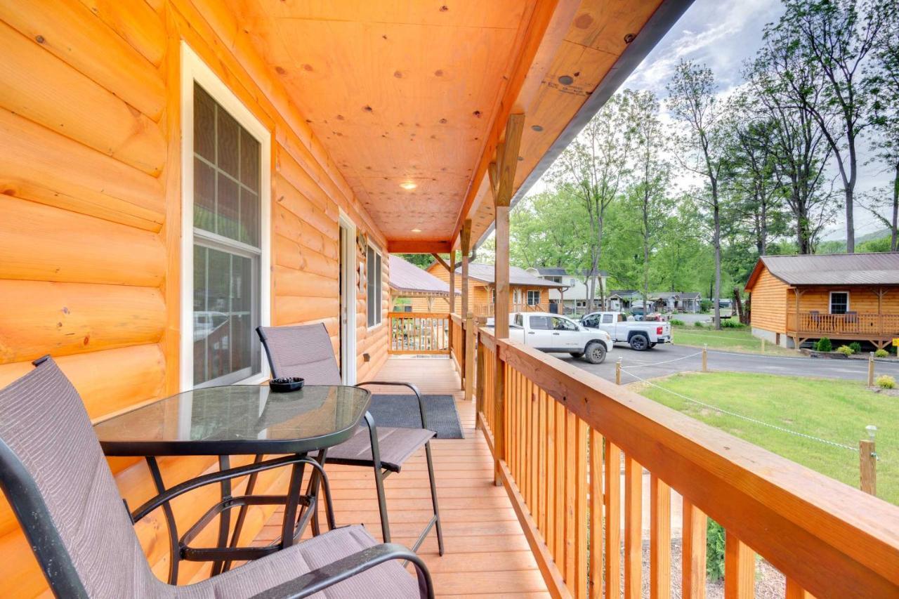 Cozy Cabin On Tuckasegee River - Near 布赖森城 外观 照片